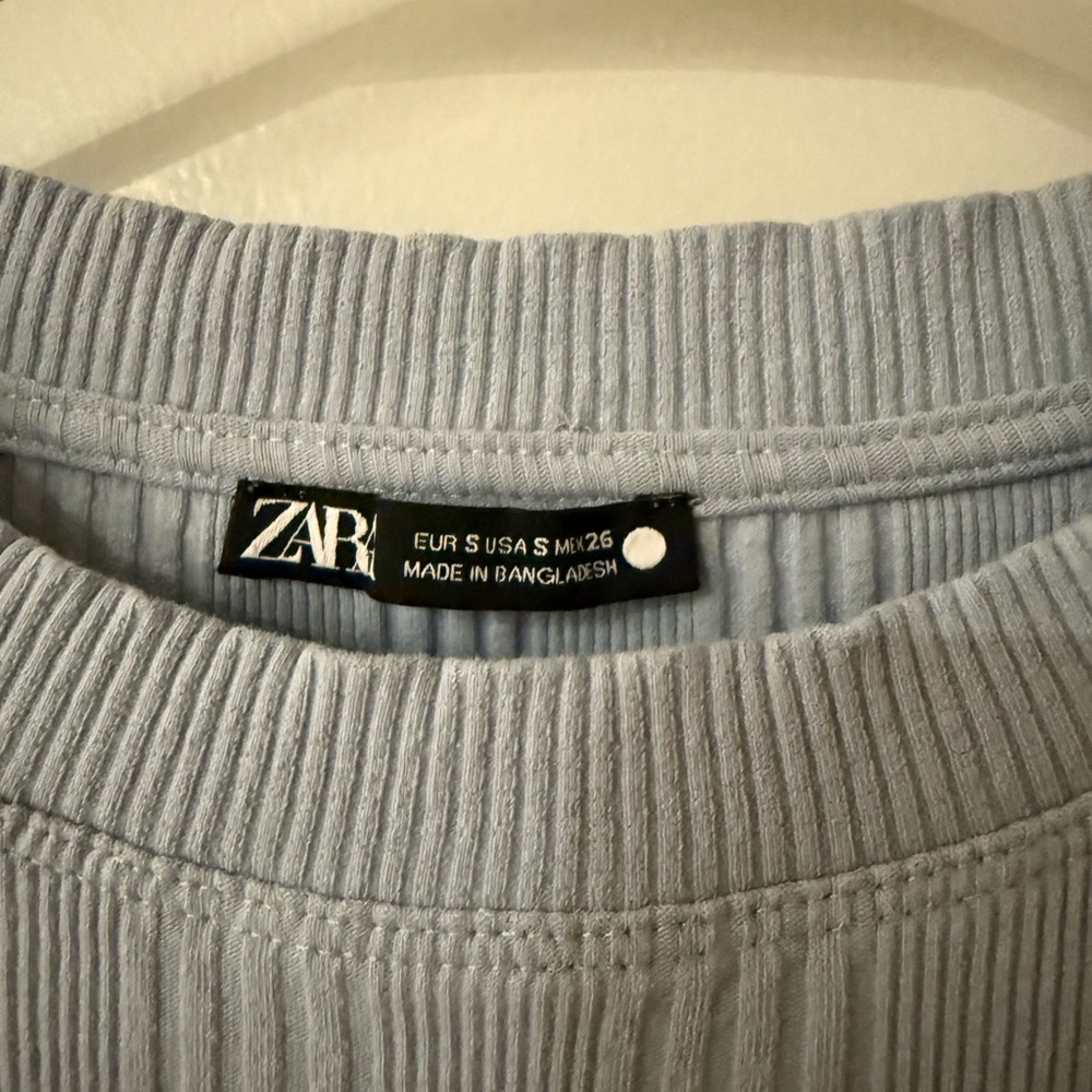 Zara Soft Blue Ribbed Top - Picture 2 of 2